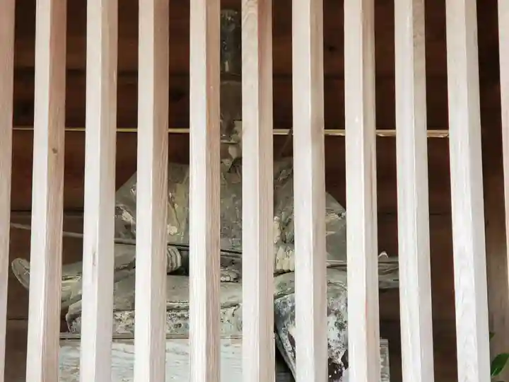 若宮八幡宮の像