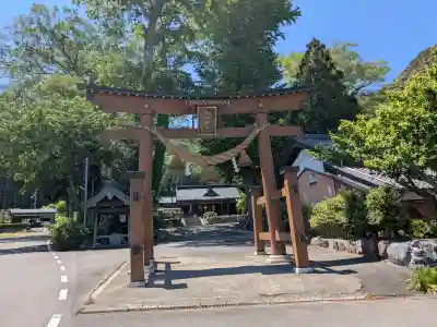 石桉比古比賣神社の{uncategorized: "未分類", other: "その他", undefined: "問題あり", building: "その他建物", grave: "お墓", sacred_gate: "鳥居", guardian: "狛犬", statue: "像", buddha: "仏像", history: "歴史", nature: "自然", garden: "庭園", animal: "動物", pagoda: "塔", temizu: "手水舎", mountain_gate: "山門・神門", sanctuary: "本殿・本堂", subordinate: "末社・摂社", art: "芸術", scenery: "景色", jizo: "地蔵", ema: "絵馬", goshuin: "御朱印", omikuji: "おみくじ", items: "授与品その他", amulet: "お守り", goshuincho: "御朱印帳", eats: "食事", festival: "お祭り", votive_dance: "神楽", shichigosan: "七五三参", wedding: "結婚式", experience: "体験その他", initially: "初詣", around: "周辺", anti_infection: "感染症対策"}