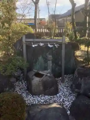 籠守勝手神社(木曽川町黒田)の手水舎