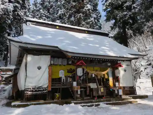 梨郷神社の{uncategorized: "未分類", other: "その他", undefined: "問題あり", building: "その他建物", grave: "お墓", sacred_gate: "鳥居", guardian: "狛犬", statue: "像", buddha: "仏像", history: "歴史", nature: "自然", garden: "庭園", animal: "動物", pagoda: "塔", temizu: "手水舎", mountain_gate: "山門・神門", sanctuary: "本殿・本堂", subordinate: "末社・摂社", art: "芸術", scenery: "景色", jizo: "地蔵", ema: "絵馬", goshuin: "御朱印", omikuji: "おみくじ", items: "授与品その他", amulet: "お守り", goshuincho: "御朱印帳", eats: "食事", festival: "お祭り", votive_dance: "神楽", shichigosan: "七五三参", wedding: "結婚式", experience: "体験その他", initially: "初詣", around: "周辺", anti_infection: "感染症対策"}