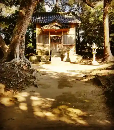 水神社の本殿