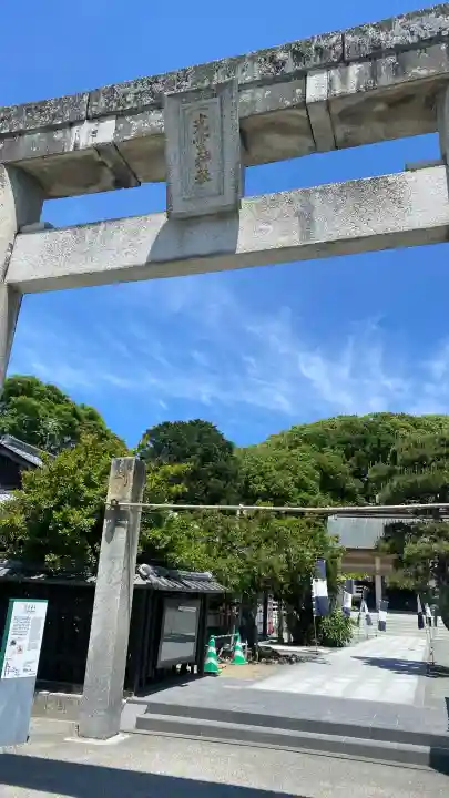 光雲神社の{uncategorized: "未分類", other: "その他", undefined: "問題あり", building: "その他建物", grave: "お墓", sacred_gate: "鳥居", guardian: "狛犬", statue: "像", buddha: "仏像", history: "歴史", nature: "自然", garden: "庭園", animal: "動物", pagoda: "塔", temizu: "手水舎", mountain_gate: "山門・神門", sanctuary: "本殿・本堂", subordinate: "末社・摂社", art: "芸術", scenery: "景色", jizo: "地蔵", ema: "絵馬", goshuin: "御朱印", omikuji: "おみくじ", items: "授与品その他", amulet: "お守り", goshuincho: "御朱印帳", eats: "食事", festival: "お祭り", votive_dance: "神楽", shichigosan: "七五三参", wedding: "結婚式", experience: "体験その他", initially: "初詣", around: "周辺", anti_infection: "感染症対策"}