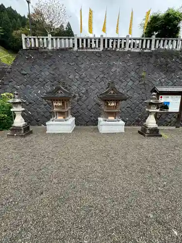 丹生川上神社（上社）の末社・摂社