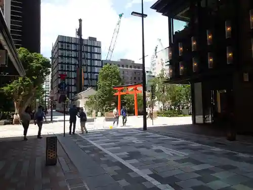 福徳神社（芽吹稲荷）の鳥居