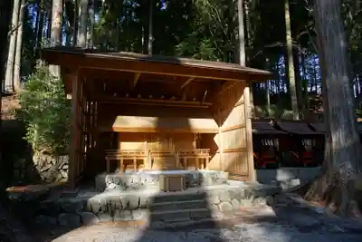 三峯神社の末社・摂社