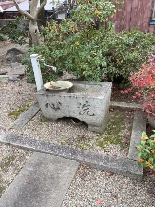 源照寺の手水舎