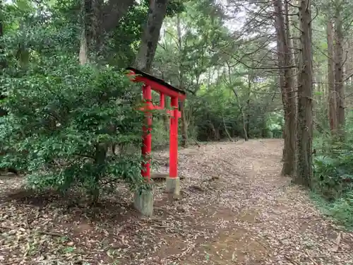 神社（名称不明）の鳥居