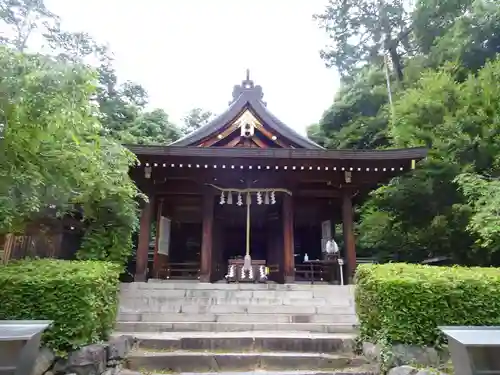 飛鳥坐神社の本殿