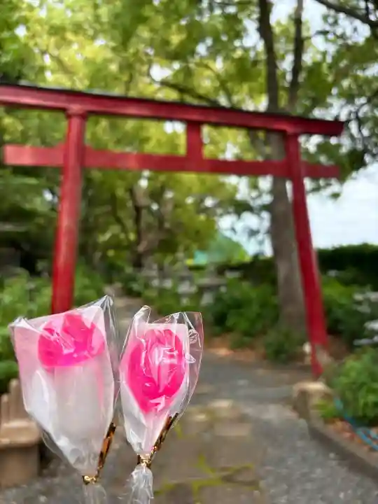 歓喜神社の{uncategorized: "未分類", other: "その他", undefined: "問題あり", building: "その他建物", grave: "お墓", sacred_gate: "鳥居", guardian: "狛犬", statue: "像", buddha: "仏像", history: "歴史", nature: "自然", garden: "庭園", animal: "動物", pagoda: "塔", temizu: "手水舎", mountain_gate: "山門・神門", sanctuary: "本殿・本堂", subordinate: "末社・摂社", art: "芸術", scenery: "景色", jizo: "地蔵", ema: "絵馬", goshuin: "御朱印", omikuji: "おみくじ", items: "授与品その他", amulet: "お守り", goshuincho: "御朱印帳", eats: "食事", festival: "お祭り", votive_dance: "神楽", shichigosan: "七五三参", wedding: "結婚式", experience: "体験その他", initially: "初詣", around: "周辺", anti_infection: "感染症対策"}