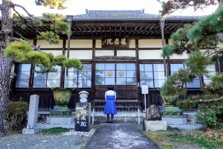 龍岳院の本殿・本堂