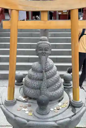 寛永寺不忍池弁天堂の像