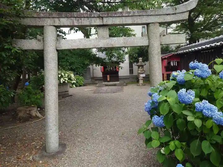 石坐神社(滋賀県)