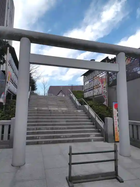 駒込妙義神社の{uncategorized: "未分類", other: "その他", undefined: "問題あり", building: "その他建物", grave: "お墓", sacred_gate: "鳥居", guardian: "狛犬", statue: "像", buddha: "仏像", history: "歴史", nature: "自然", garden: "庭園", animal: "動物", pagoda: "塔", temizu: "手水舎", mountain_gate: "山門・神門", sanctuary: "本殿・本堂", subordinate: "末社・摂社", art: "芸術", scenery: "景色", jizo: "地蔵", ema: "絵馬", goshuin: "御朱印", omikuji: "おみくじ", items: "授与品その他", amulet: "お守り", goshuincho: "御朱印帳", eats: "食事", festival: "お祭り", votive_dance: "神楽", shichigosan: "七五三参", wedding: "結婚式", experience: "体験その他", initially: "初詣", around: "周辺", anti_infection: "感染症対策"}