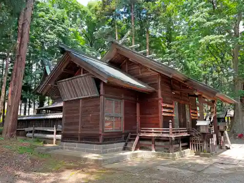 治田神社下の宮の本殿