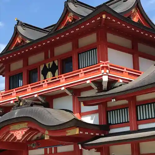 射楯兵主神社の山門