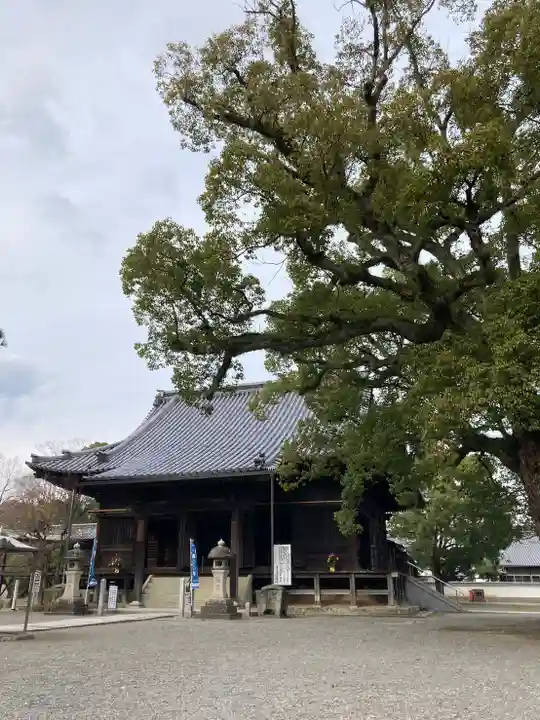 斑鳩寺の本殿・本堂