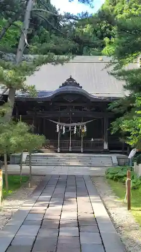 彌高神社の本殿