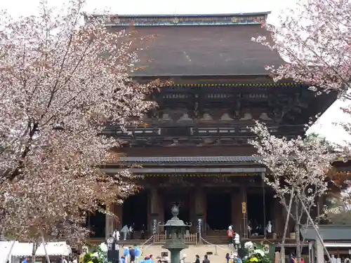 金峯山寺の本殿