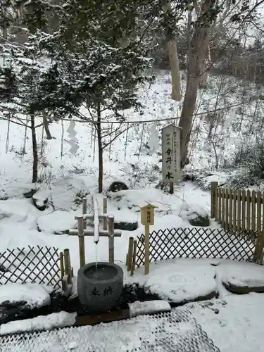 千歳神社の手水舎