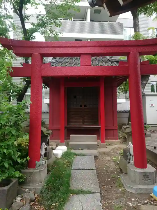 品川寺の{uncategorized: "未分類", other: "その他", undefined: "問題あり", building: "その他建物", grave: "お墓", sacred_gate: "鳥居", guardian: "狛犬", statue: "像", buddha: "仏像", history: "歴史", nature: "自然", garden: "庭園", animal: "動物", pagoda: "塔", temizu: "手水舎", mountain_gate: "山門・神門", sanctuary: "本殿・本堂", subordinate: "末社・摂社", art: "芸術", scenery: "景色", jizo: "地蔵", ema: "絵馬", goshuin: "御朱印", omikuji: "おみくじ", items: "授与品その他", amulet: "お守り", goshuincho: "御朱印帳", eats: "食事", festival: "お祭り", votive_dance: "神楽", shichigosan: "七五三参", wedding: "結婚式", experience: "体験その他", initially: "初詣", around: "周辺", anti_infection: "感染症対策"}