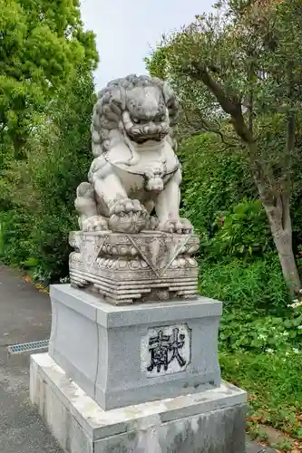 上地八幡宮の狛犬