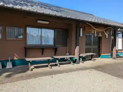 今泉神社の{uncategorized: "未分類", other: "その他", undefined: "問題あり", building: "その他建物", grave: "お墓", sacred_gate: "鳥居", guardian: "狛犬", statue: "像", buddha: "仏像", history: "歴史", nature: "自然", garden: "庭園", animal: "動物", pagoda: "塔", temizu: "手水舎", mountain_gate: "山門・神門", sanctuary: "本殿・本堂", subordinate: "末社・摂社", art: "芸術", scenery: "景色", jizo: "地蔵", ema: "絵馬", goshuin: "御朱印", omikuji: "おみくじ", items: "授与品その他", amulet: "お守り", goshuincho: "御朱印帳", eats: "食事", festival: "お祭り", votive_dance: "神楽", shichigosan: "七五三参", wedding: "結婚式", experience: "体験その他", initially: "初詣", around: "周辺", anti_infection: "感染症対策"}
