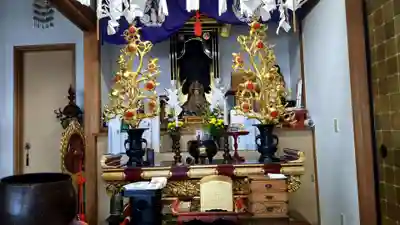 法華寺の本殿・本堂