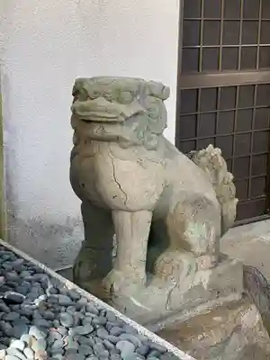 熊野神社の狛犬