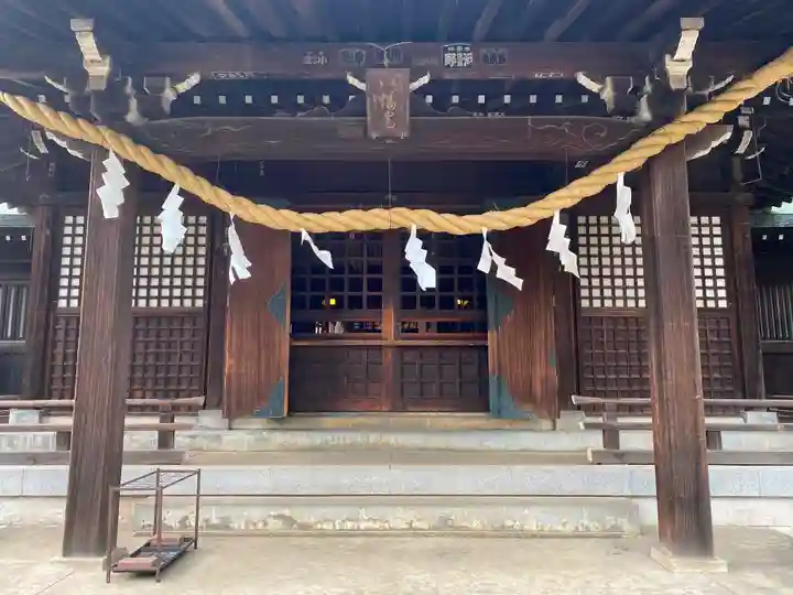 峯ヶ岡八幡神社の本殿・本堂