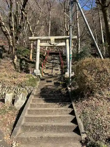 高尾御室社の鳥居