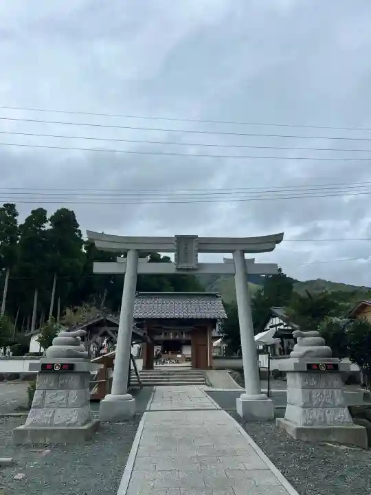 阿蘇白水龍神權現~白蛇神社~(熊本県)