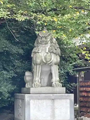 寒川神社の狛犬