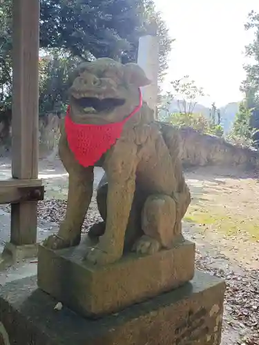 下月隈八幡宮の狛犬