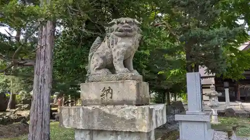 山部神社の狛犬