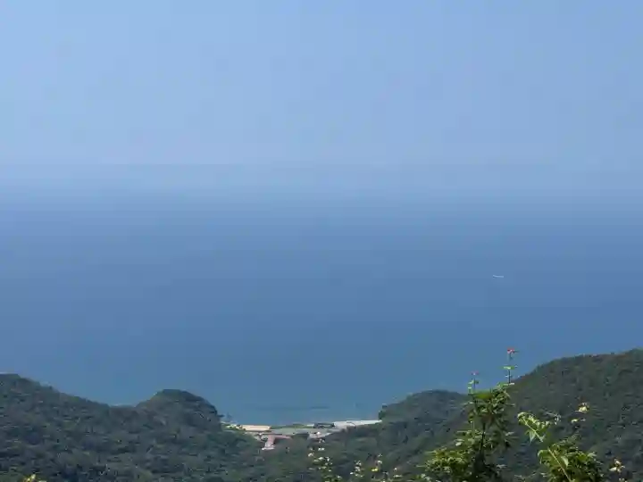 彌彦神社奥宮(御神廟)(新潟県)