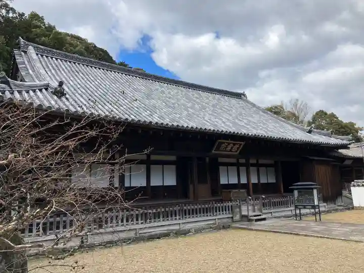 丈六寺の本殿・本堂