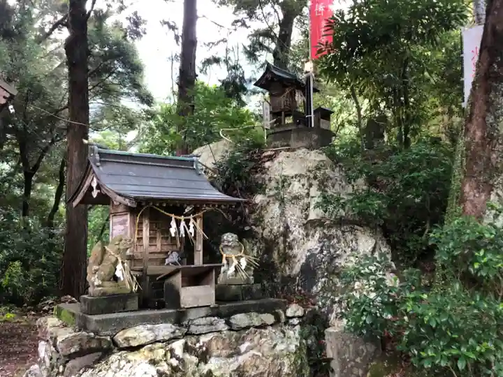 坂本八幡神社の末社・摂社