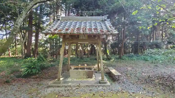 曽許乃御立神社の手水舎