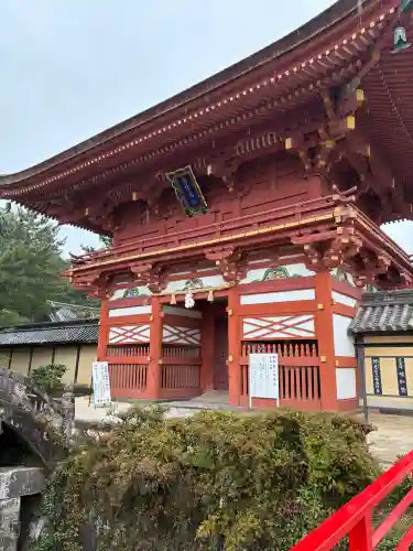 美濃國一宮　南宮大社の{uncategorized: "未分類", other: "その他", undefined: "問題あり", building: "その他建物", grave: "お墓", sacred_gate: "鳥居", guardian: "狛犬", statue: "像", buddha: "仏像", history: "歴史", nature: "自然", garden: "庭園", animal: "動物", pagoda: "塔", temizu: "手水舎", mountain_gate: "山門・神門", sanctuary: "本殿・本堂", subordinate: "末社・摂社", art: "芸術", scenery: "景色", jizo: "地蔵", ema: "絵馬", goshuin: "御朱印", omikuji: "おみくじ", items: "授与品その他", amulet: "お守り", goshuincho: "御朱印帳", eats: "食事", festival: "お祭り", votive_dance: "神楽", shichigosan: "七五三参", wedding: "結婚式", experience: "体験その他", initially: "初詣", around: "周辺", anti_infection: "感染症対策"}