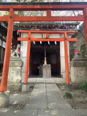 河内國魂神社の{uncategorized: "未分類", other: "その他", undefined: "問題あり", building: "その他建物", grave: "お墓", sacred_gate: "鳥居", guardian: "狛犬", statue: "像", buddha: "仏像", history: "歴史", nature: "自然", garden: "庭園", animal: "動物", pagoda: "塔", temizu: "手水舎", mountain_gate: "山門・神門", sanctuary: "本殿・本堂", subordinate: "末社・摂社", art: "芸術", scenery: "景色", jizo: "地蔵", ema: "絵馬", goshuin: "御朱印", omikuji: "おみくじ", items: "授与品その他", amulet: "お守り", goshuincho: "御朱印帳", eats: "食事", festival: "お祭り", votive_dance: "神楽", shichigosan: "七五三参", wedding: "結婚式", experience: "体験その他", initially: "初詣", around: "周辺", anti_infection: "感染症対策"}