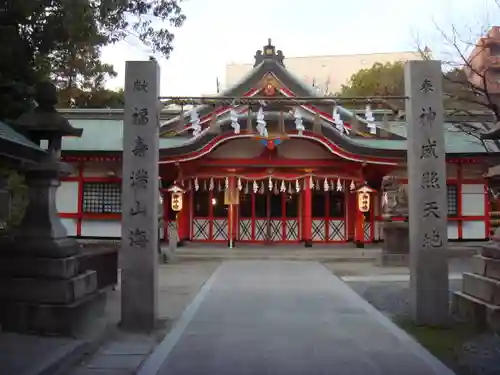 玉造稲荷神社の本殿