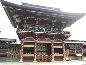 大杉神社の山門・神門