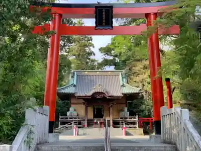 白笹稲荷神社の鳥居