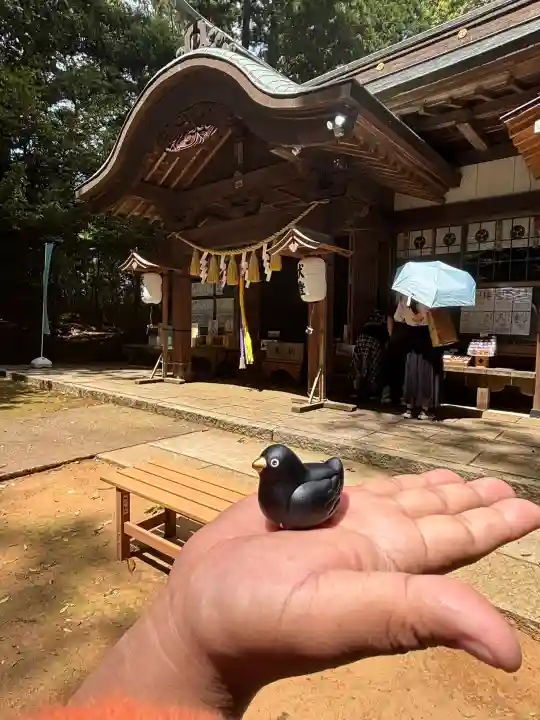 成田熊野神社の{uncategorized: "未分類", other: "その他", undefined: "問題あり", building: "その他建物", grave: "お墓", sacred_gate: "鳥居", guardian: "狛犬", statue: "像", buddha: "仏像", history: "歴史", nature: "自然", garden: "庭園", animal: "動物", pagoda: "塔", temizu: "手水舎", mountain_gate: "山門・神門", sanctuary: "本殿・本堂", subordinate: "末社・摂社", art: "芸術", scenery: "景色", jizo: "地蔵", ema: "絵馬", goshuin: "御朱印", omikuji: "おみくじ", items: "授与品その他", amulet: "お守り", goshuincho: "御朱印帳", eats: "食事", festival: "お祭り", votive_dance: "神楽", shichigosan: "七五三参", wedding: "結婚式", experience: "体験その他", initially: "初詣", around: "周辺", anti_infection: "感染症対策"}
