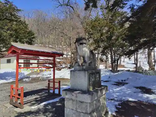 新得神社の狛犬
