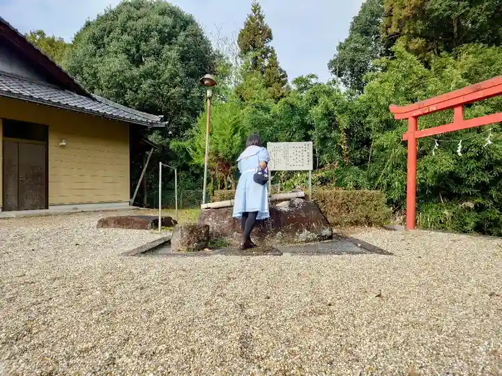 曽野稲荷神社の手水舎
