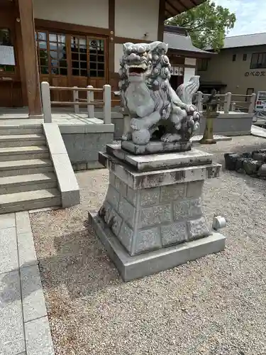 久居八幡宮（野邊野神社）の狛犬