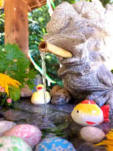 滑川神社 - 仕事と子どもの守り神の手水舎