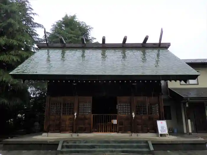 神明社の本殿