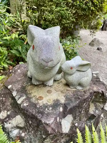 岡崎神社の狛犬